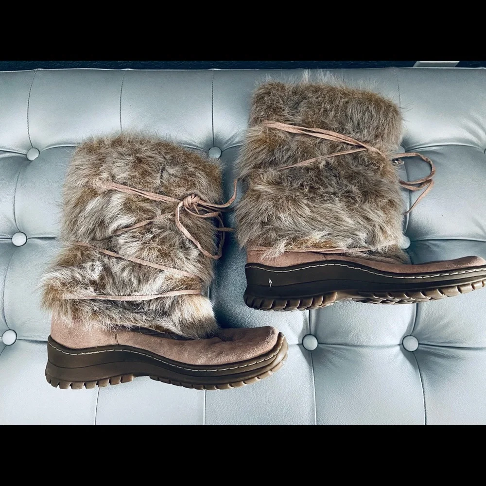 River Island Eskimo Style Faux Fur Winter Boots - size: 38 - US 5